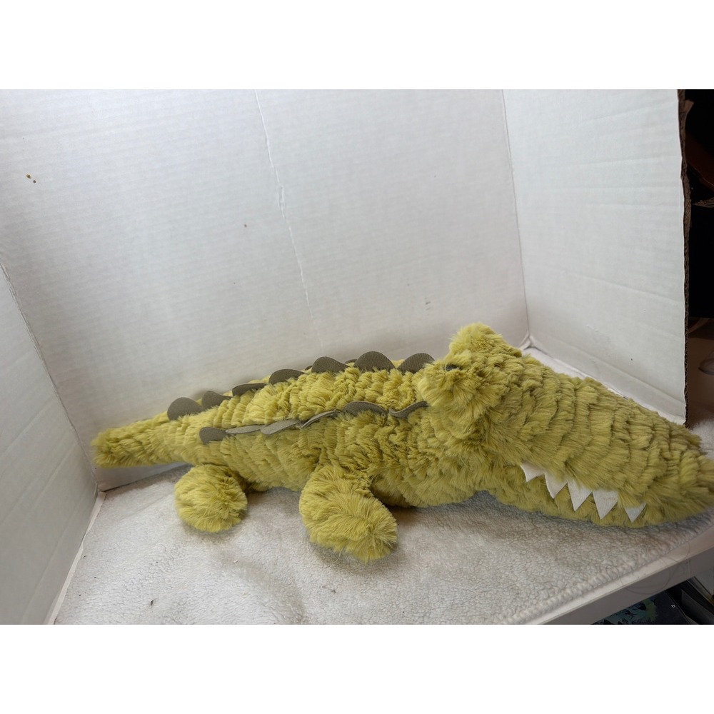 NWT Creative Co-Op Plush Alligator 19in Green Shaggy Textured DF5940 Soft